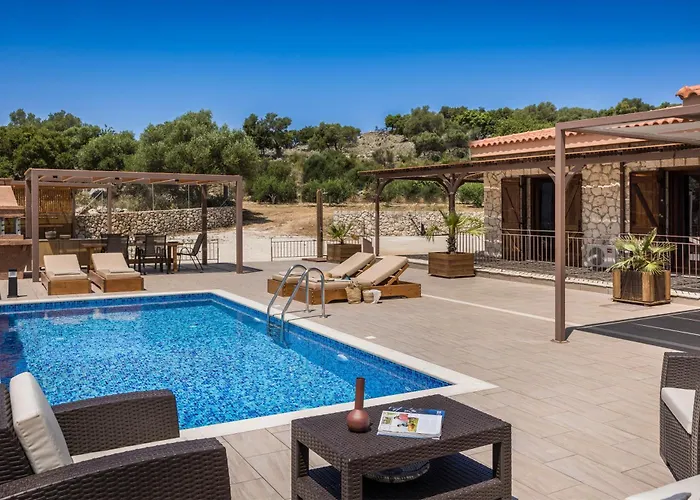 Saint Nicholas 4 Villa Razáta